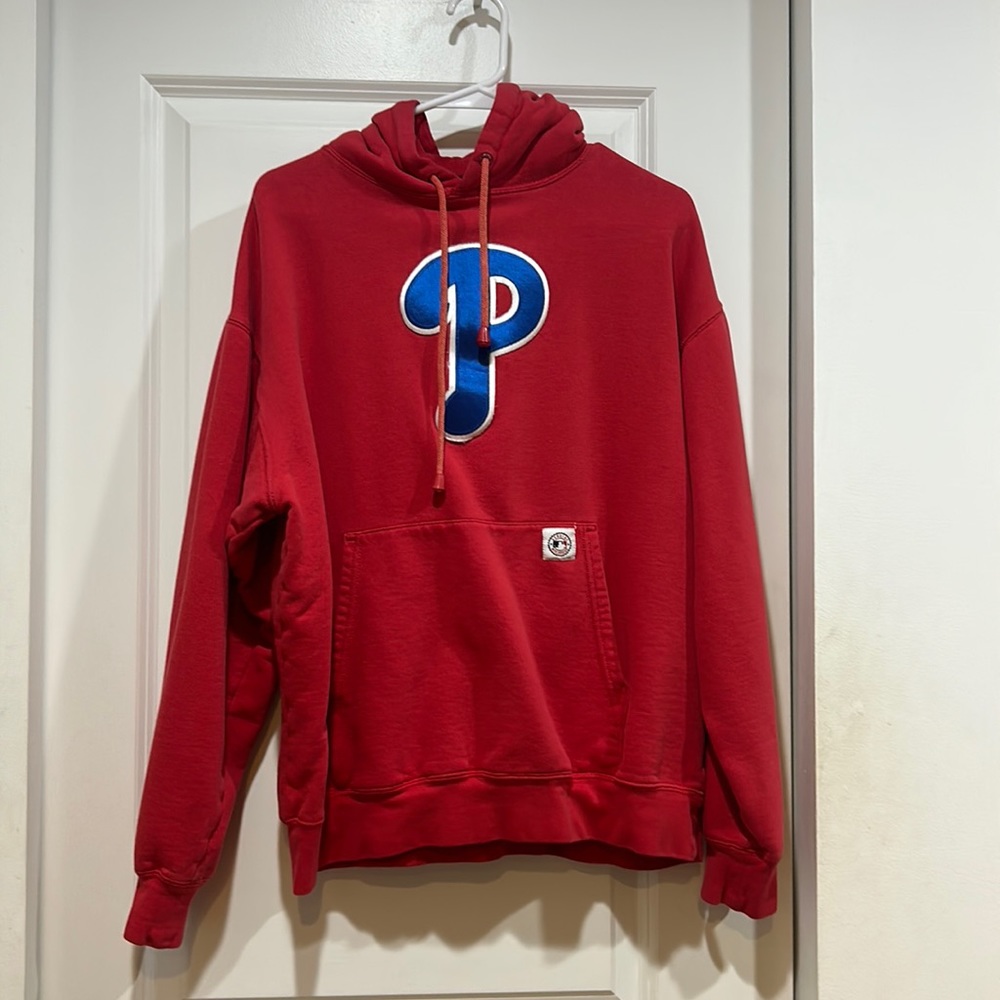 Philadelphia Phillies large red hoodie